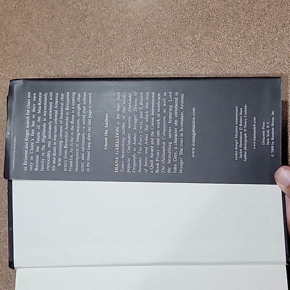 "An Echo In The Bone" Hardback Novel!!! - Picture 8 of 16